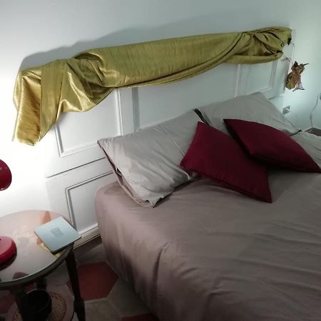 Rosso Quintino Apartman Bari Kültér fotó