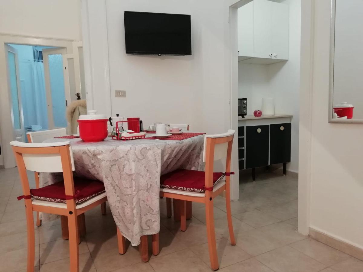 Rosso Quintino Apartman Bari Kültér fotó